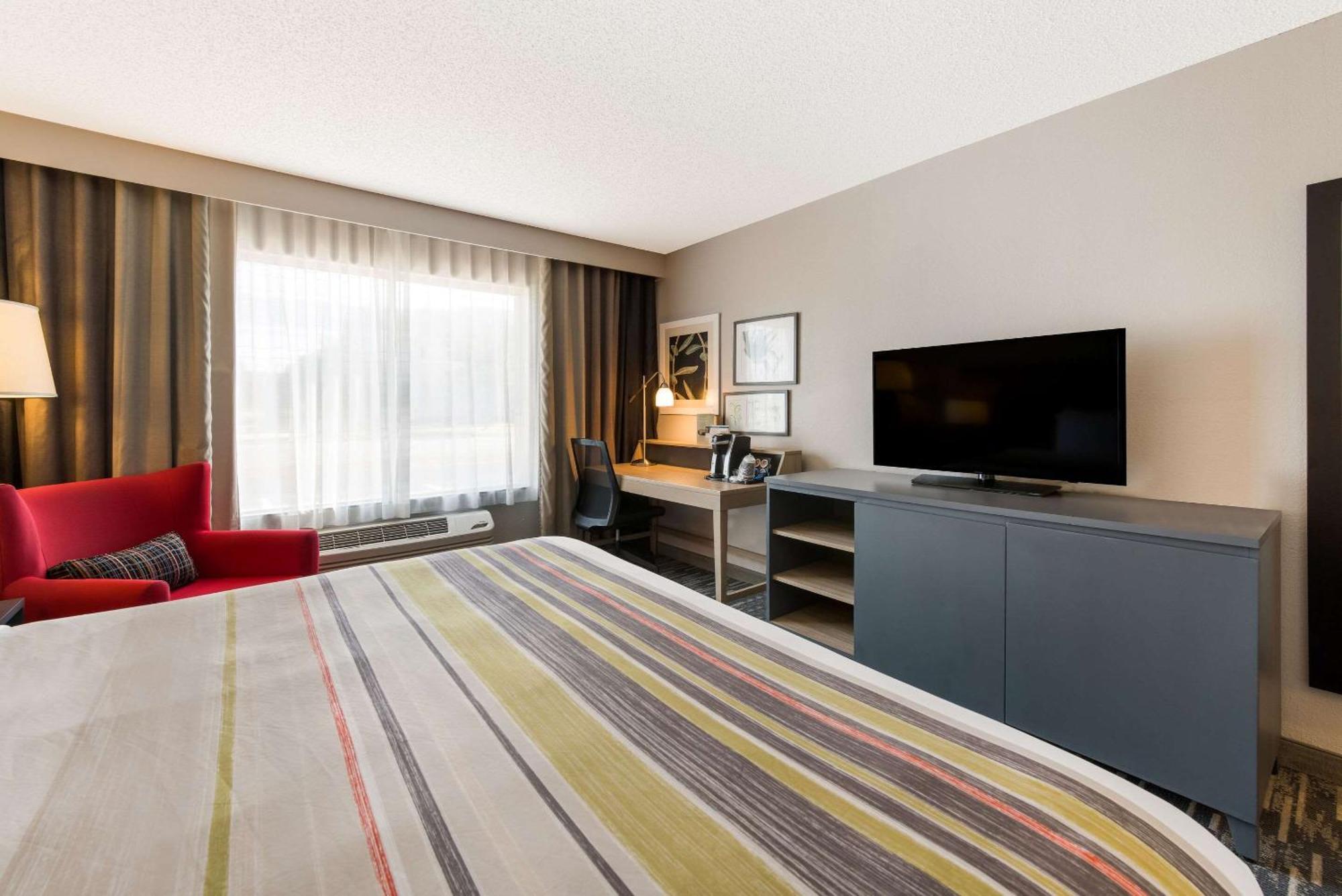 Country Inn & Suites By Radisson, Wichita East, Ks Eksteriør bilde